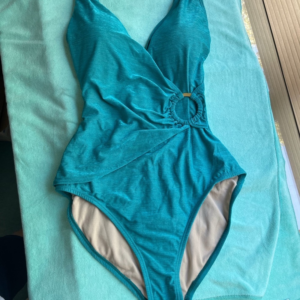 So Flattering! Beach Bay Wrap Top, Gold Metal Circle Grommet-Teal 1 pc Swim Suit - Picture 3 of 16